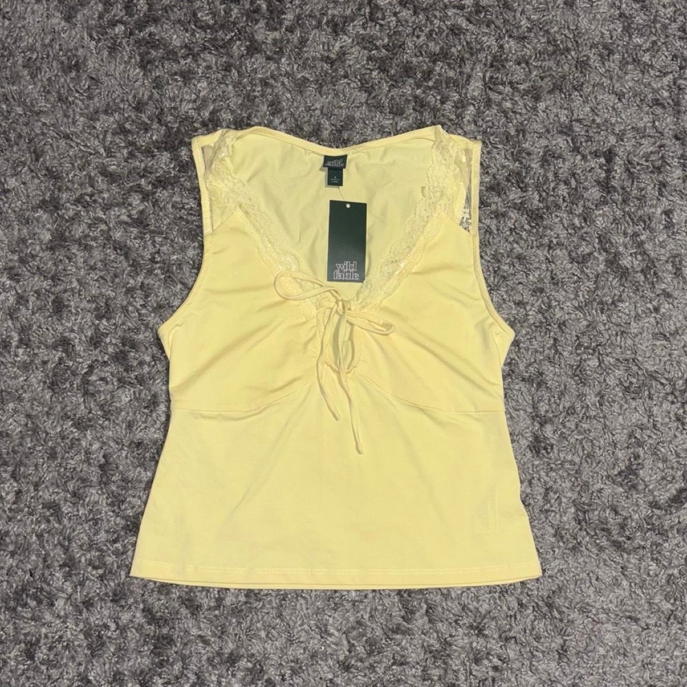 Yellow Soft Tank Top Ladies Small Lace Details Summer Fashion Lounge NWT Fancy